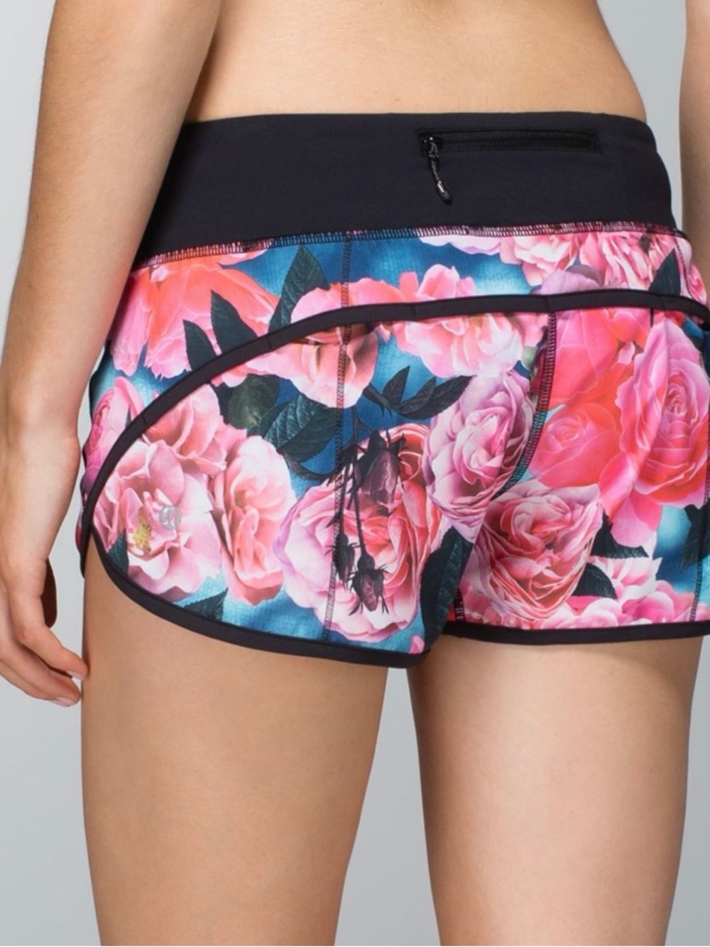 RARE lululemon Speed Short in Secret Garden